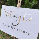 Elegantná svadobná uvítacia tabuľa UT007